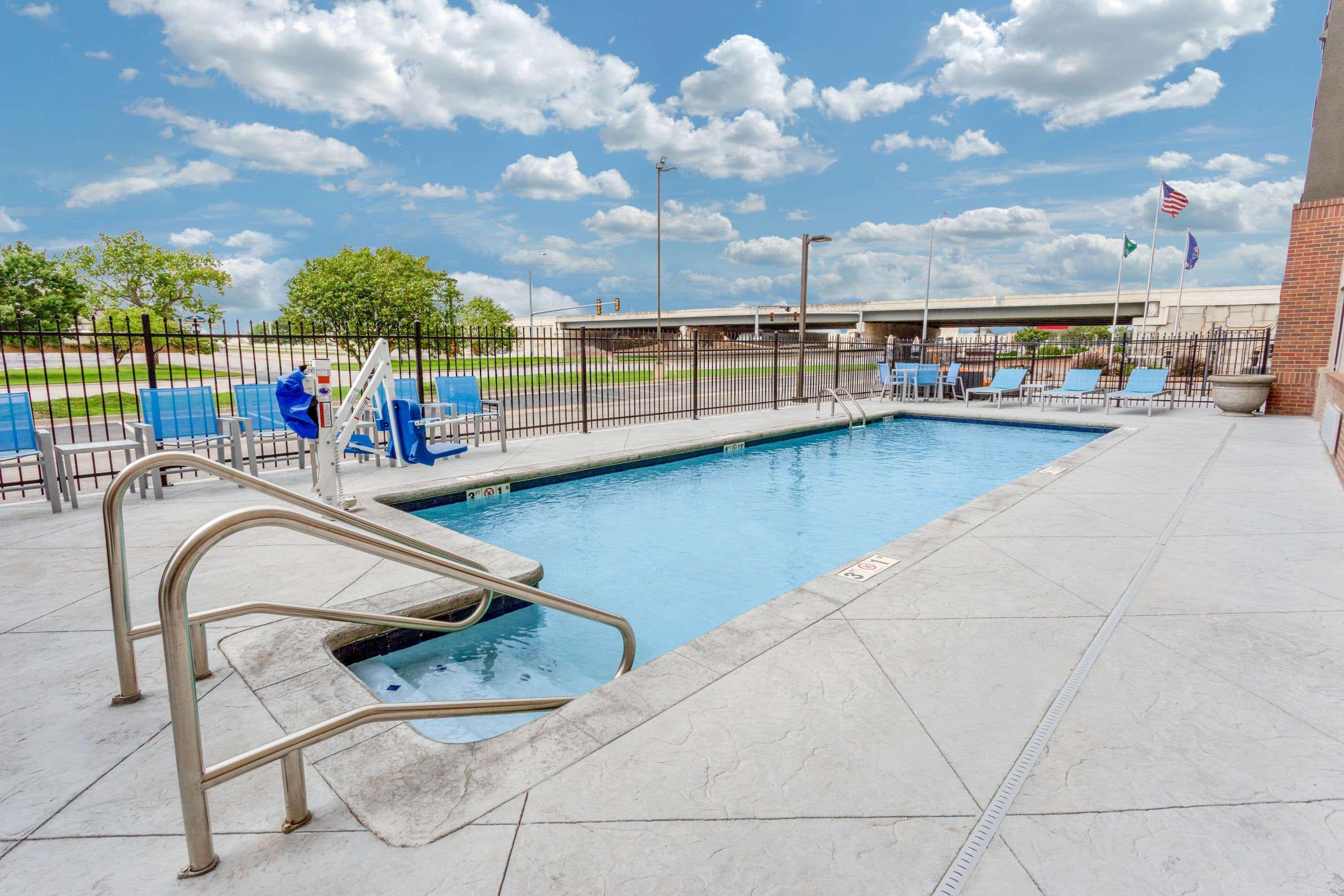 La Quinta By Wyndham Wichita Airport Otel Dış mekan fotoğraf
