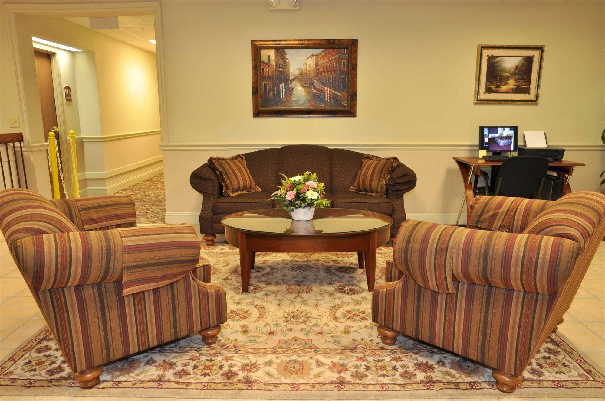 La Quinta By Wyndham Wichita Airport Otel Dış mekan fotoğraf